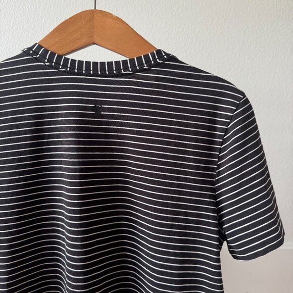 ✨ Lululemon Love Crew T-Shirt – Black/White Stripe – Womens Size 6-8 - Picture 4 of 16